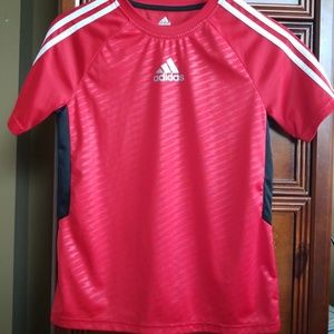 Adidas tee